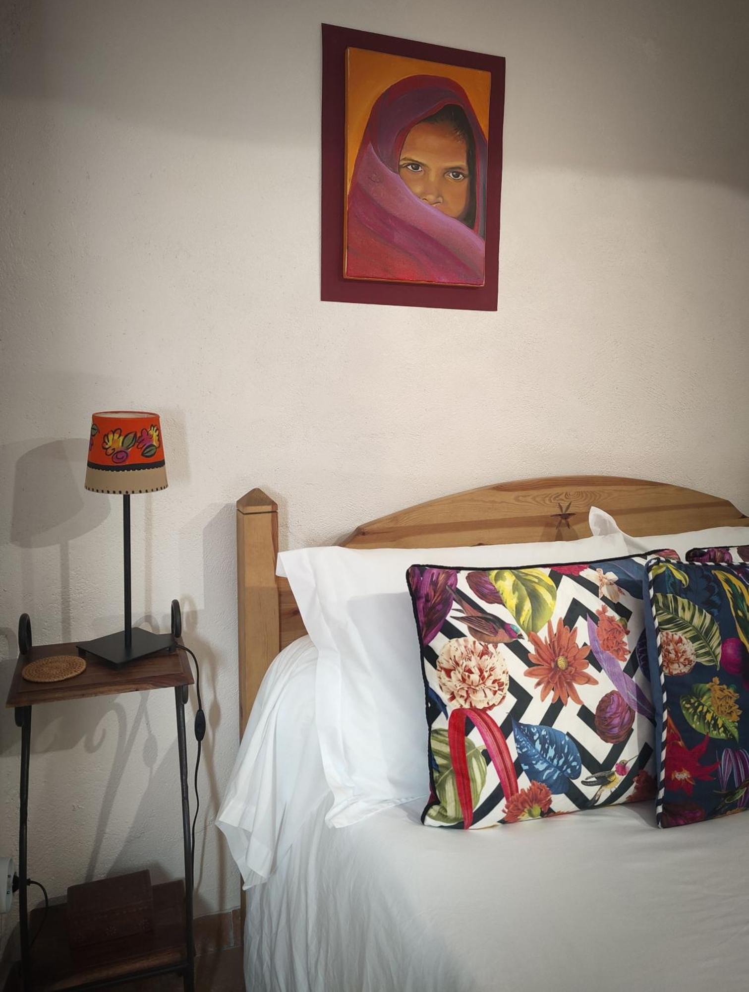 Mas Peu Del Causse Bed & Breakfast Thuir Phòng bức ảnh